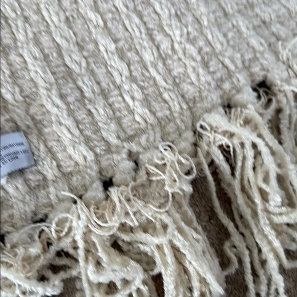 Restoration Hardware Cream Textured Throw - Picture 3 of 4